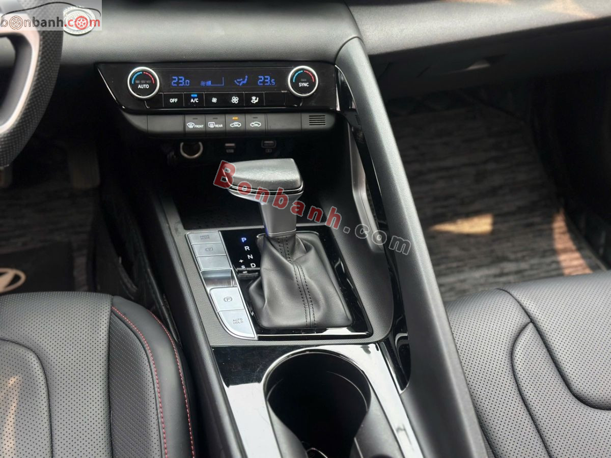 Bán ô tô Hyundai Elantra 1.6 AT Đặc biệt - 2024 - xe cũ
