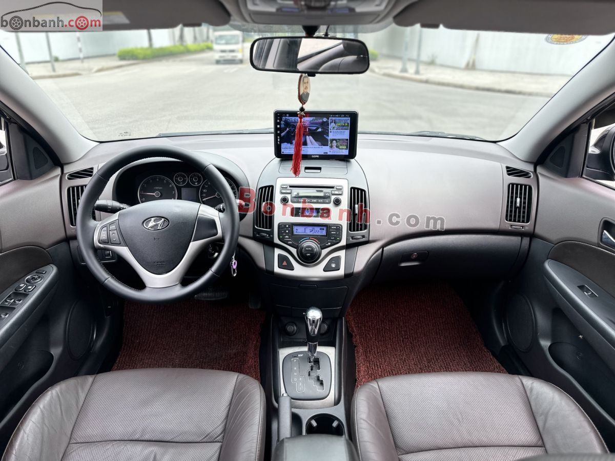 Bán ô tô Hyundai i30 CW 1.6 AT - 2011 - xe cũ