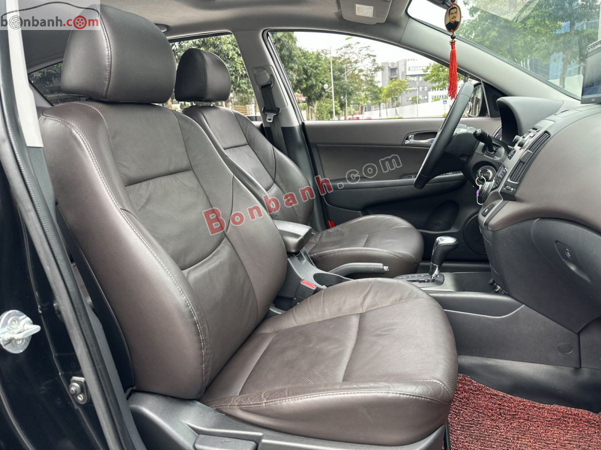 Bán ô tô Hyundai i30 CW 1.6 AT - 2011 - xe cũ