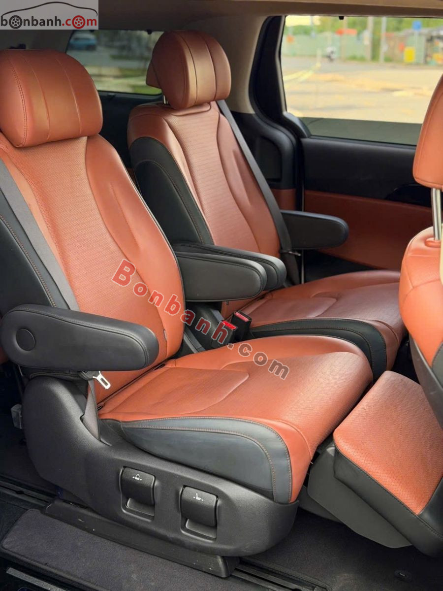 Bán ô tô Kia Carnival Premium 2.2D - 2022 - xe cũ