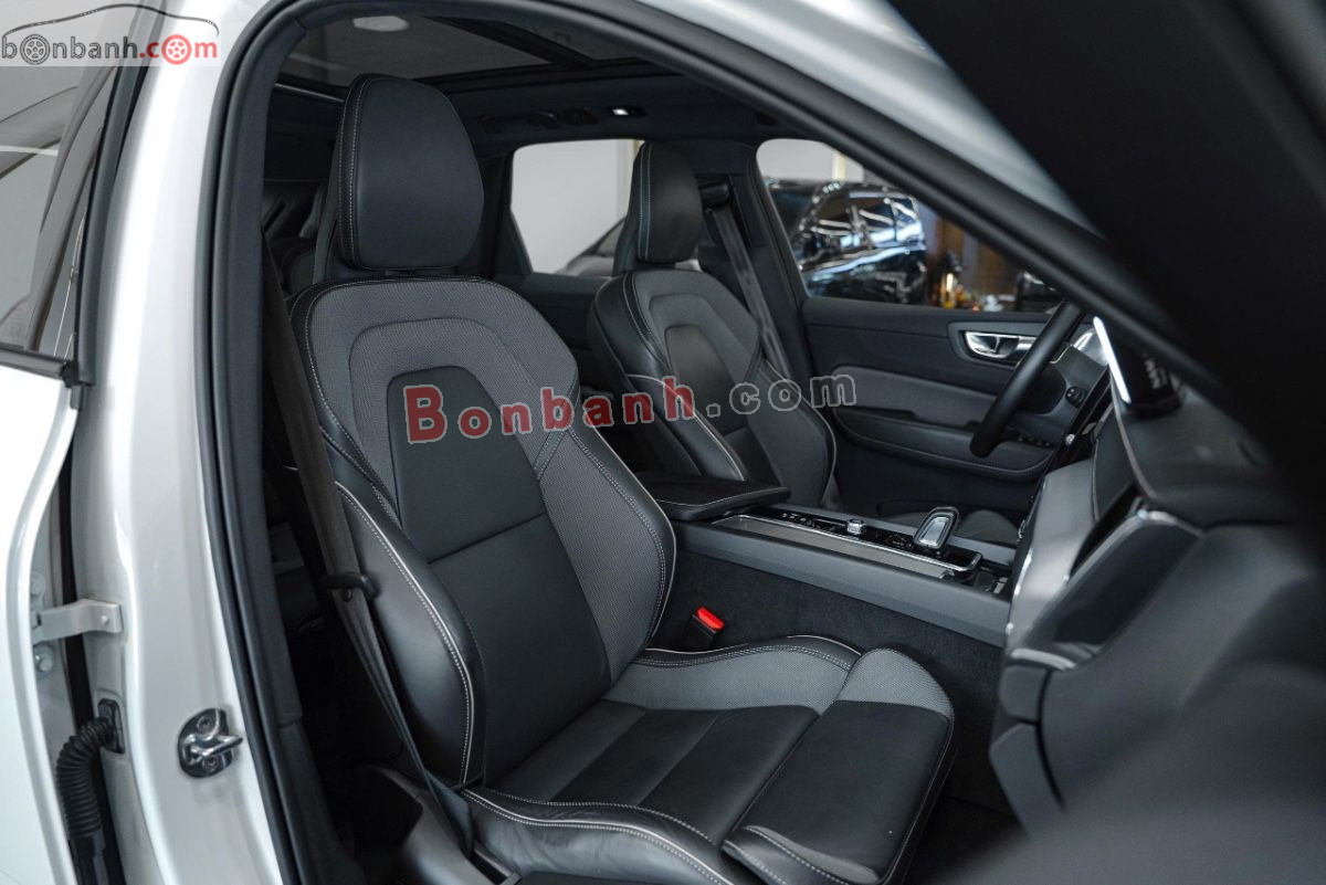 Bán ô tô Volvo XC60 R-Design B6 AWD - 2022 - xe cũ