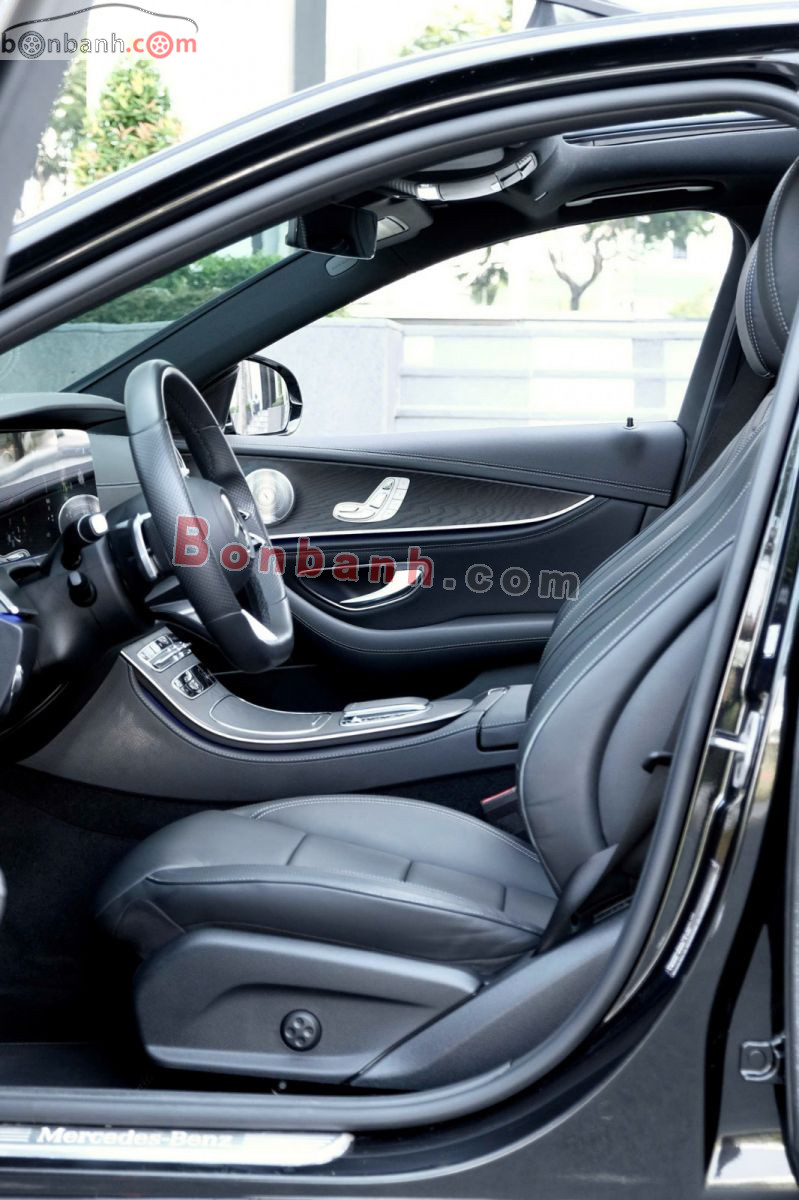 Bán ô tô Mercedes Benz E class E300 AMG - 2021 - xe cũ