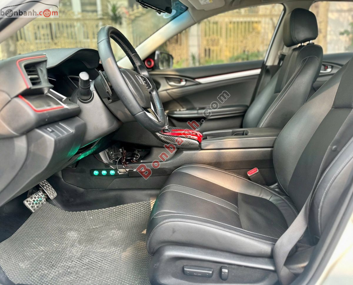 Bán ô tô Honda Civic 1.5L Vtec Turbo - 2018 - xe cũ