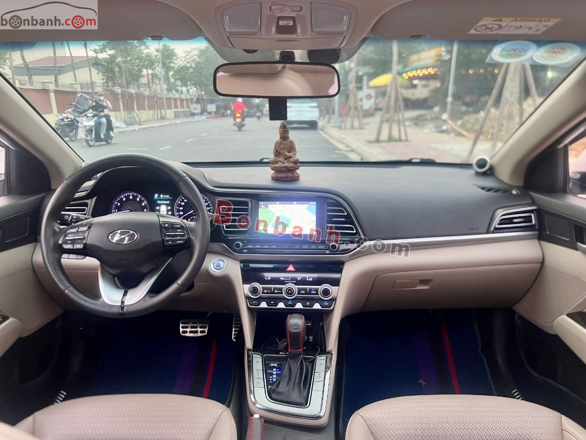 Bán ô tô Hyundai Elantra 2.0 AT - 2021 - xe cũ