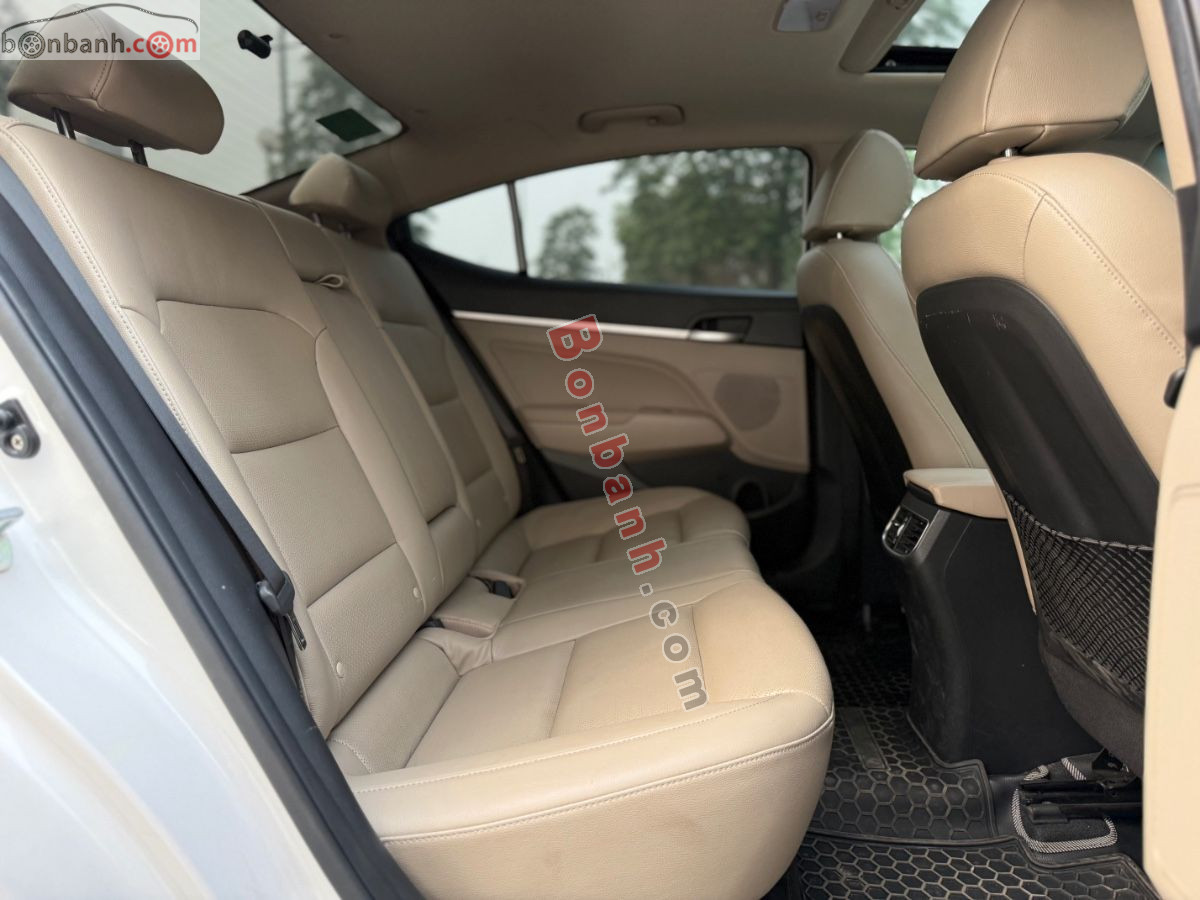 Bán ô tô Hyundai Elantra 2.0 AT - 2022 - xe cũ