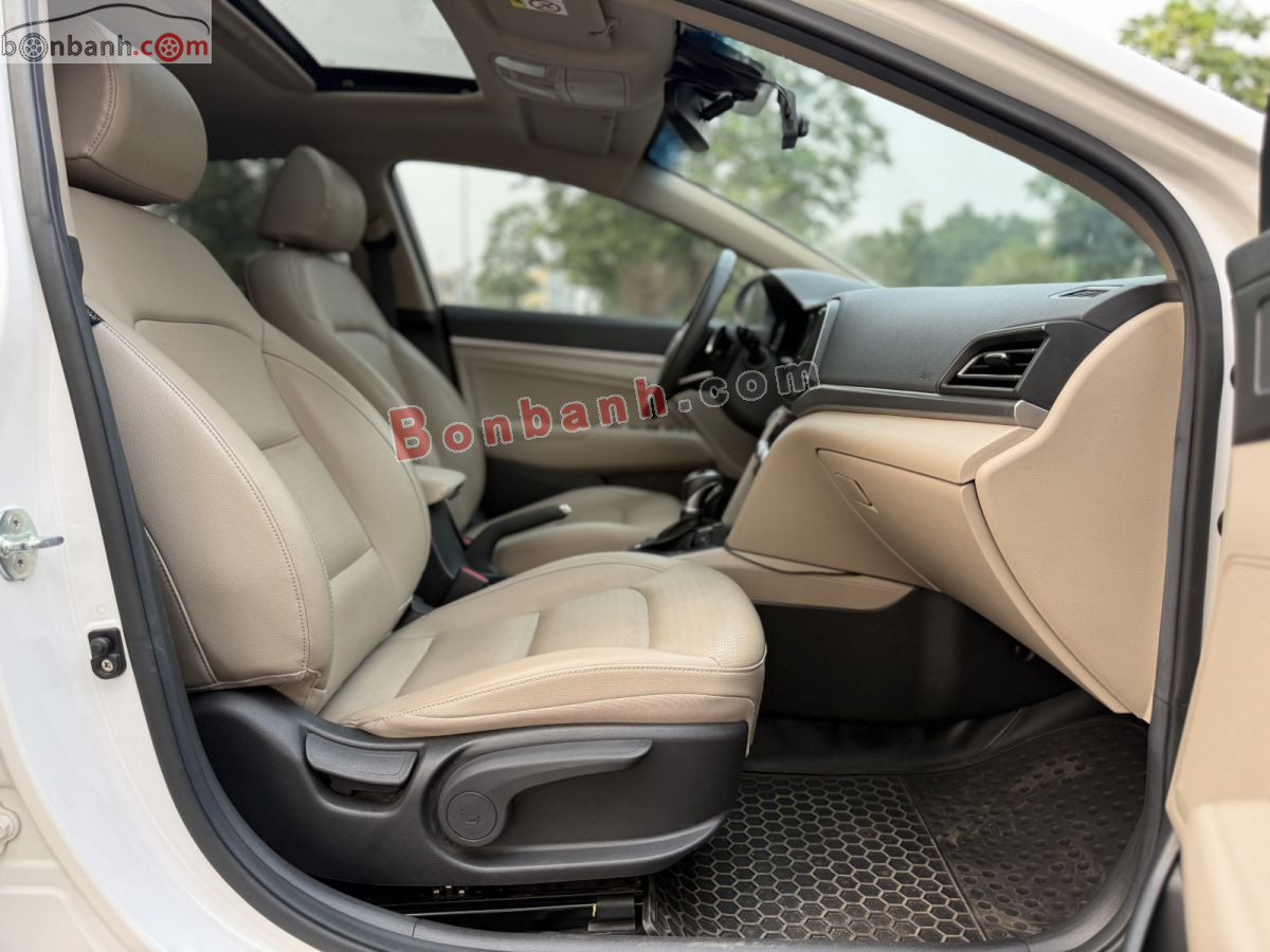 Bán ô tô Hyundai Elantra 2.0 AT - 2022 - xe cũ