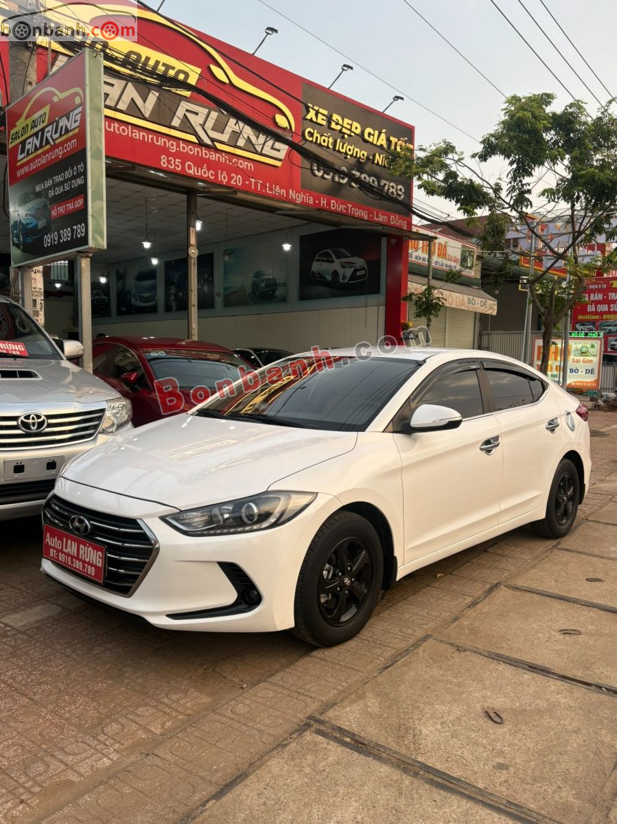 Bán ô tô Hyundai Elantra 1.6 MT - 2018 - xe cũ
