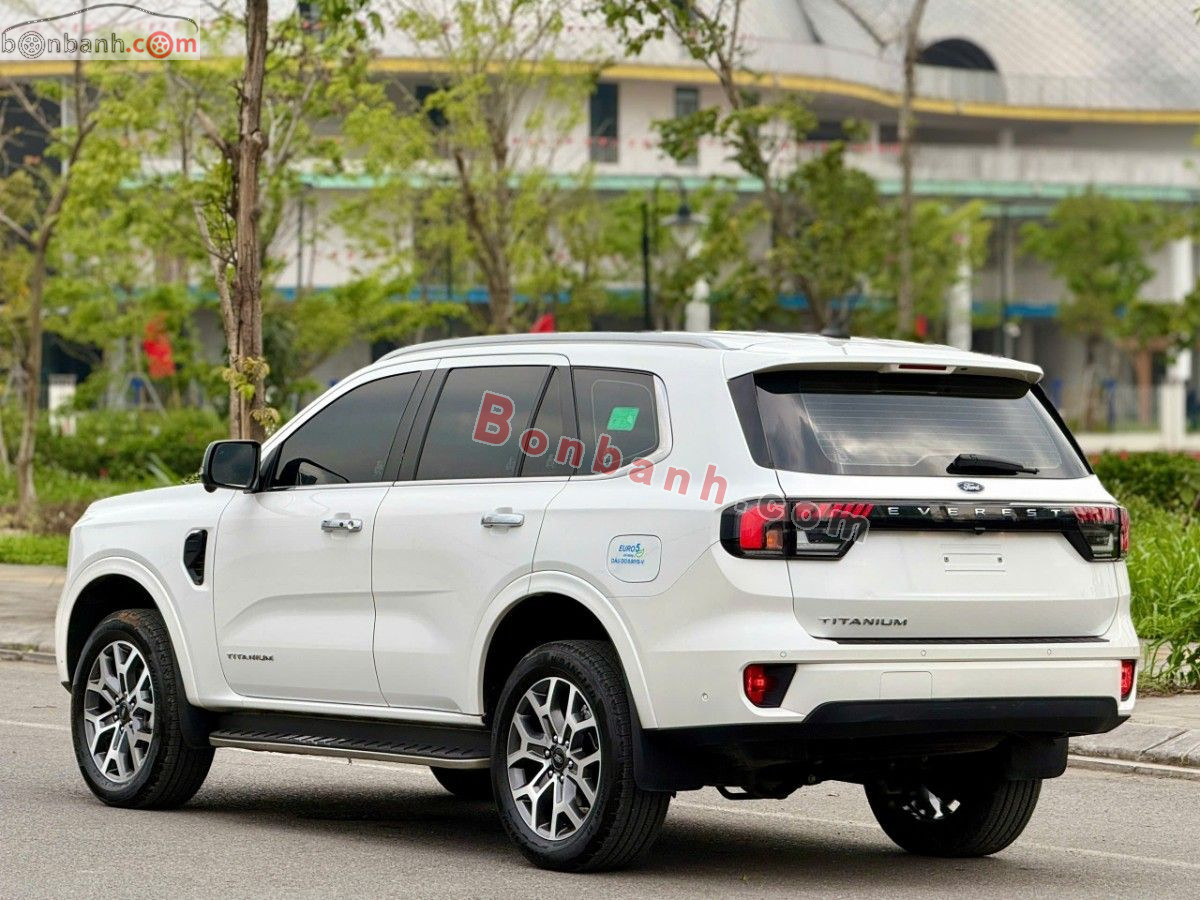 Bán ô tô Ford Everest Titanium Plus 2.0L 4x4 AT - 2024 - xe cũ
