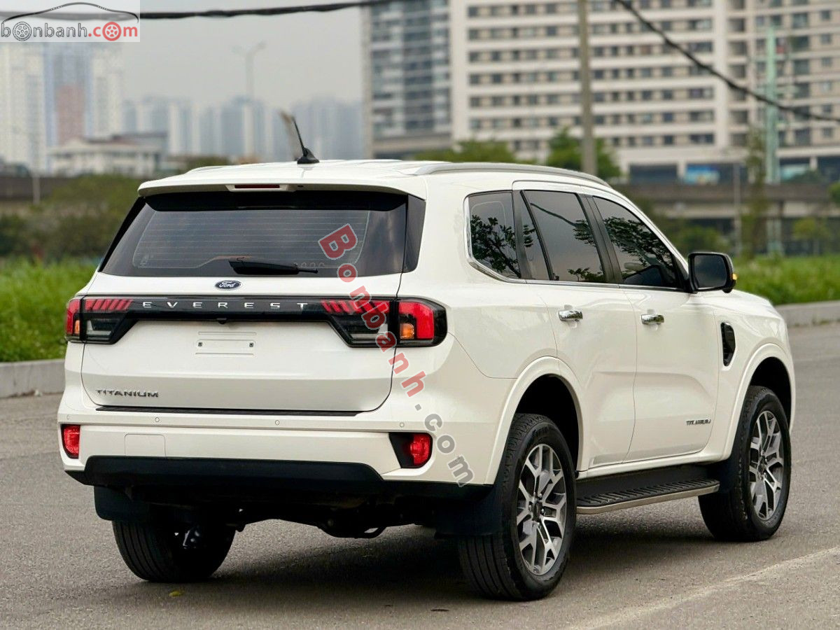 Bán ô tô Ford Everest Titanium Plus 2.0L 4x4 AT - 2024 - xe cũ