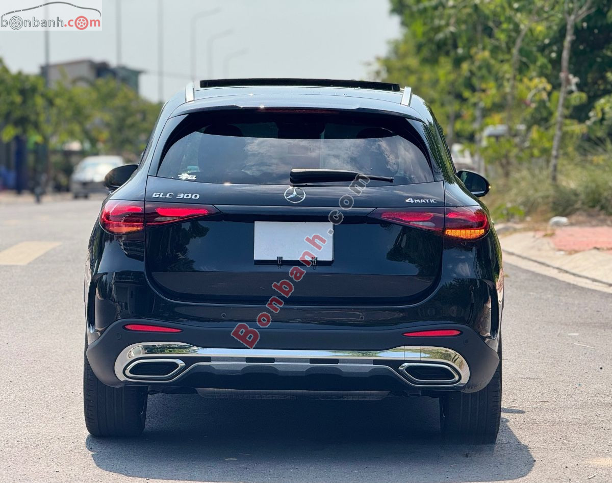 Bán ô tô Mercedes Benz GLC 300 4Matic - 2025 - xe cũ