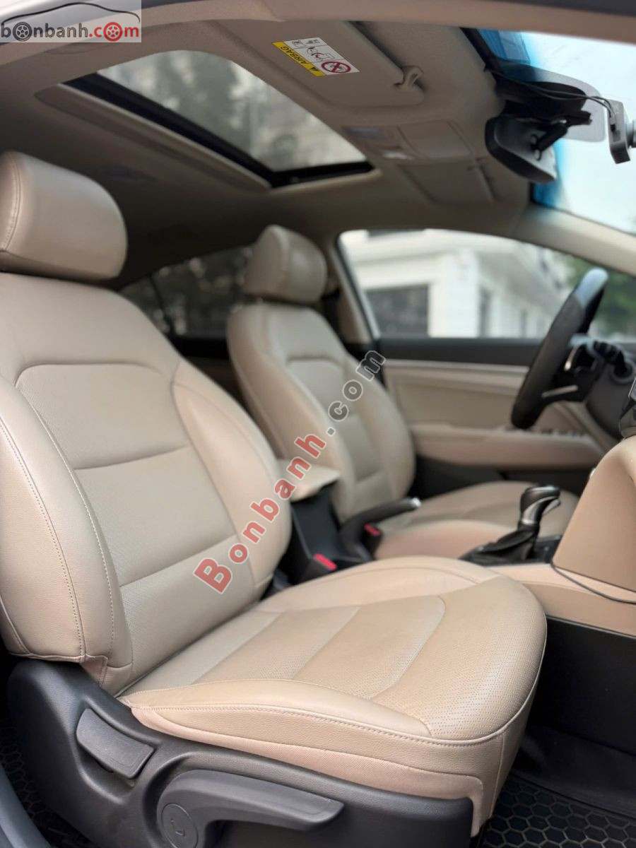 Bán ô tô Hyundai Elantra 2.0 AT - 2022 - xe cũ
