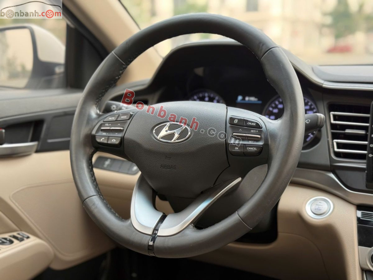 Bán ô tô Hyundai Elantra 2.0 AT - 2022 - xe cũ