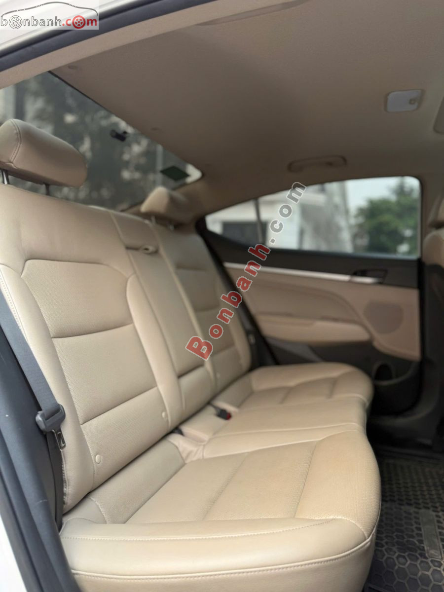 Bán ô tô Hyundai Elantra 2.0 AT - 2022 - xe cũ