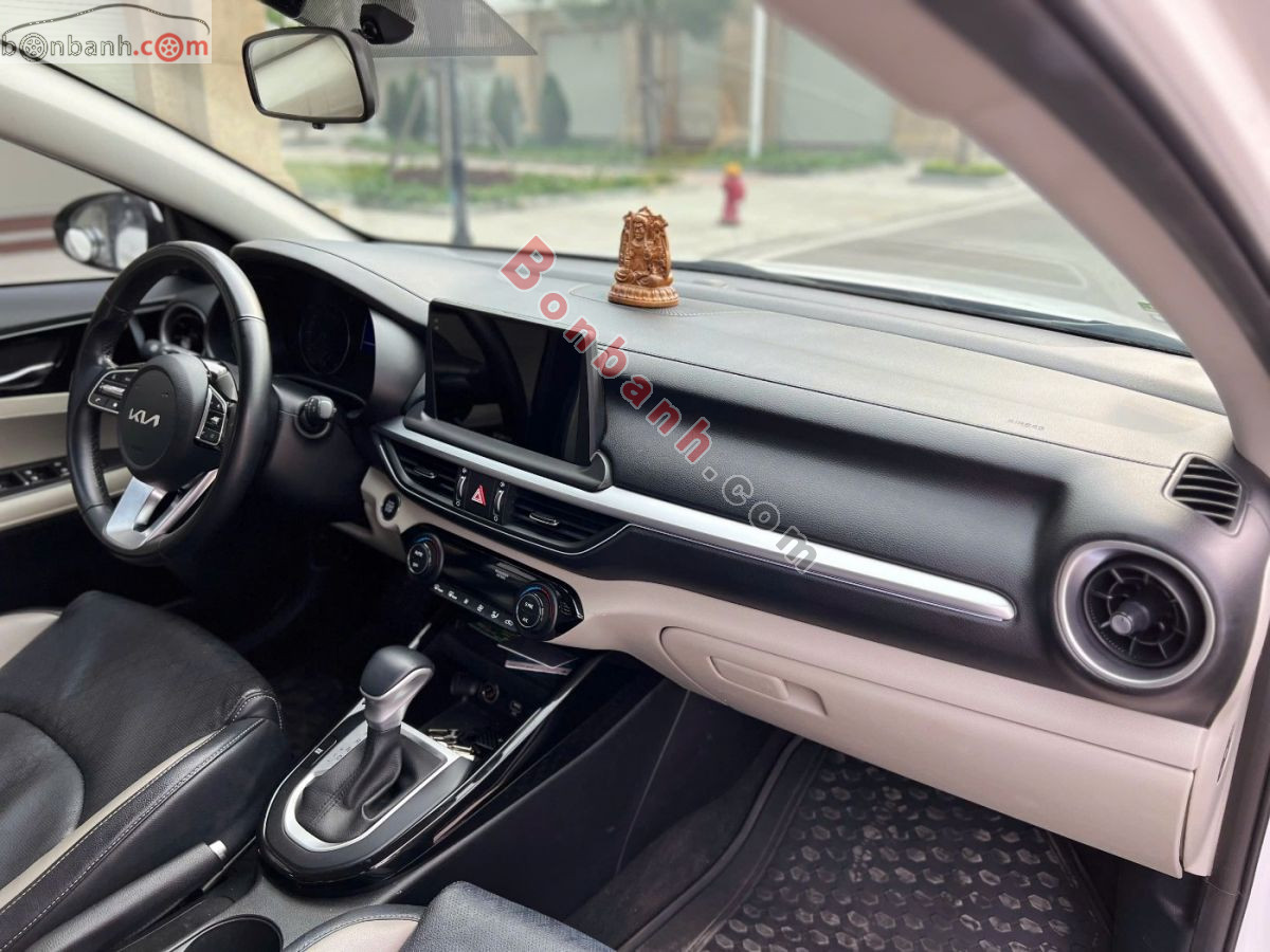 Bán ô tô Kia K3 Luxury 1.6 AT - 2022 - xe cũ