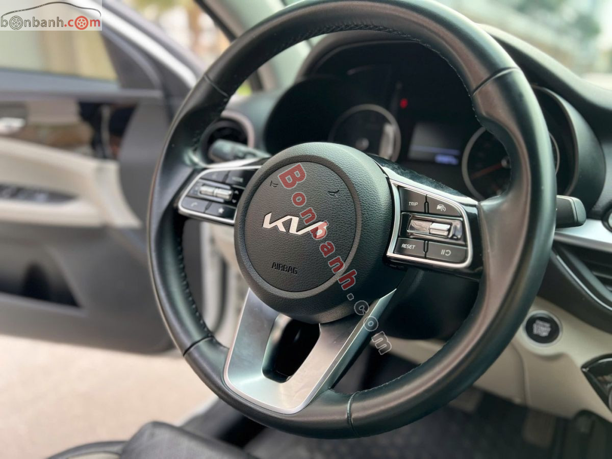 Bán ô tô Kia K3 Luxury 1.6 AT - 2022 - xe cũ