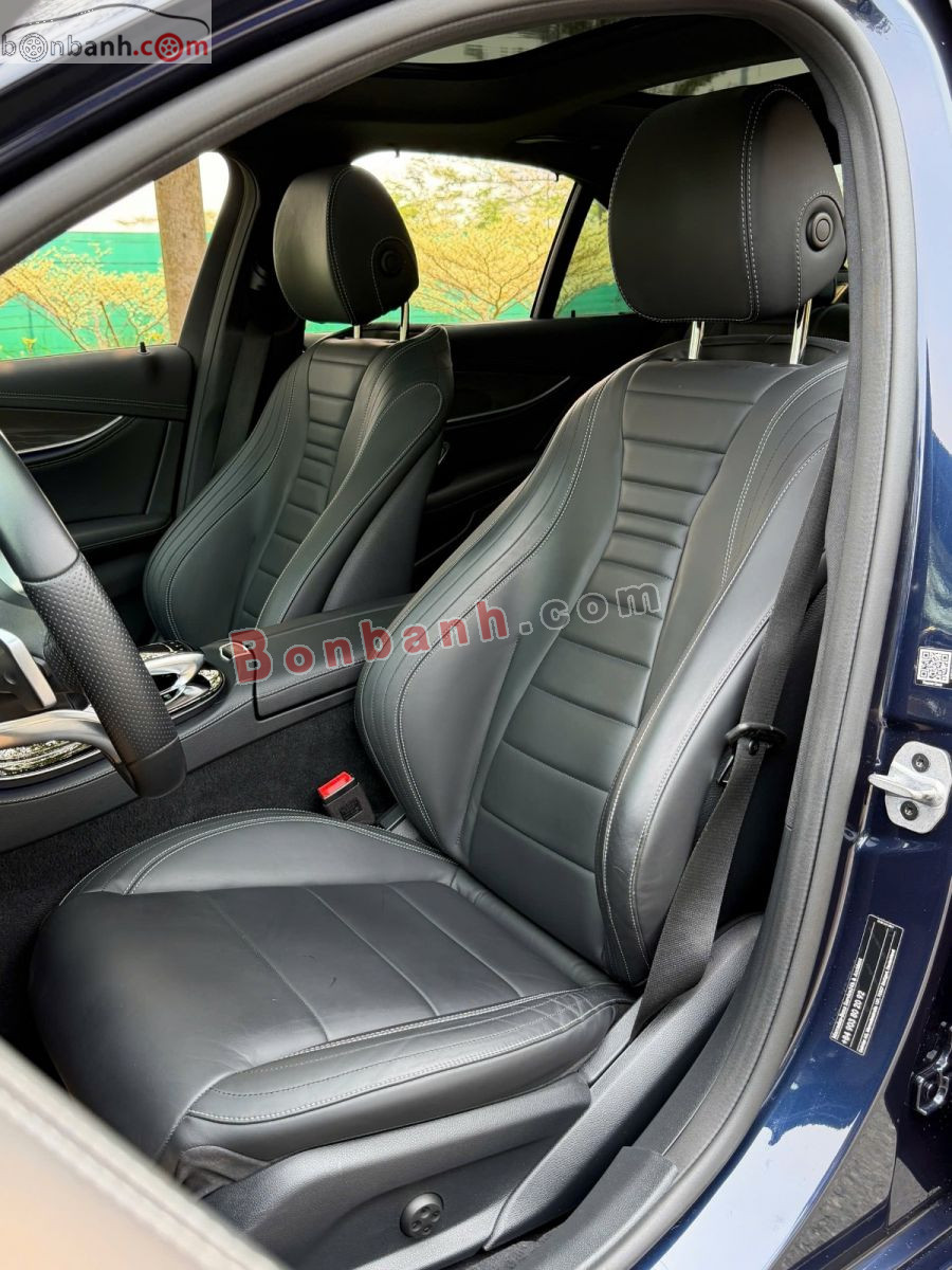 Bán ô tô Mercedes Benz E class E300 AMG - 2019 - xe cũ