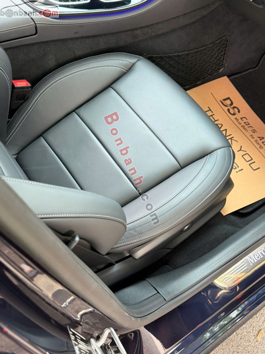 Bán ô tô Mercedes Benz E class E300 AMG - 2019 - xe cũ