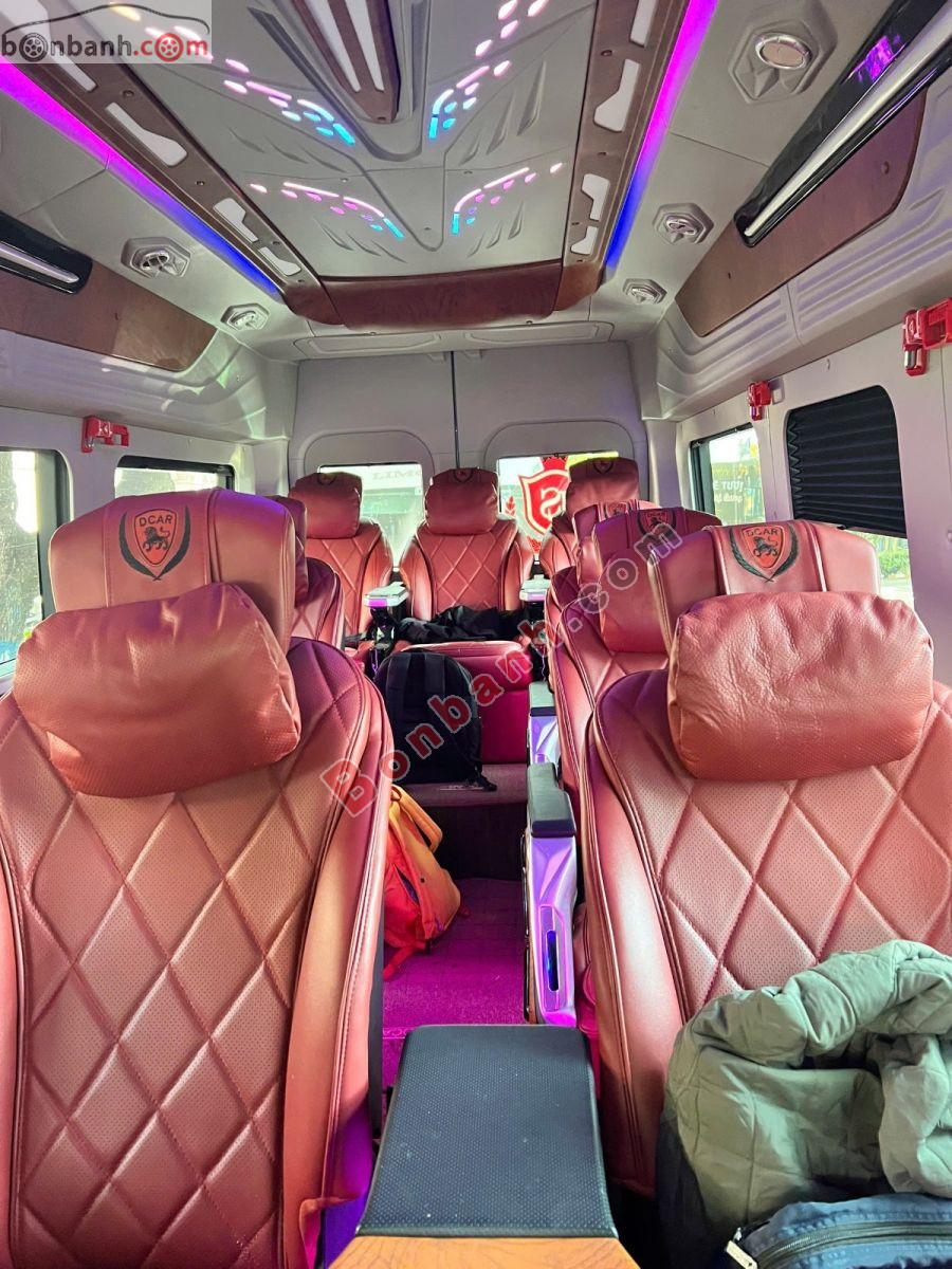 Bán ô tô Ford Transit Limousine 12S - 2025 - xe cũ