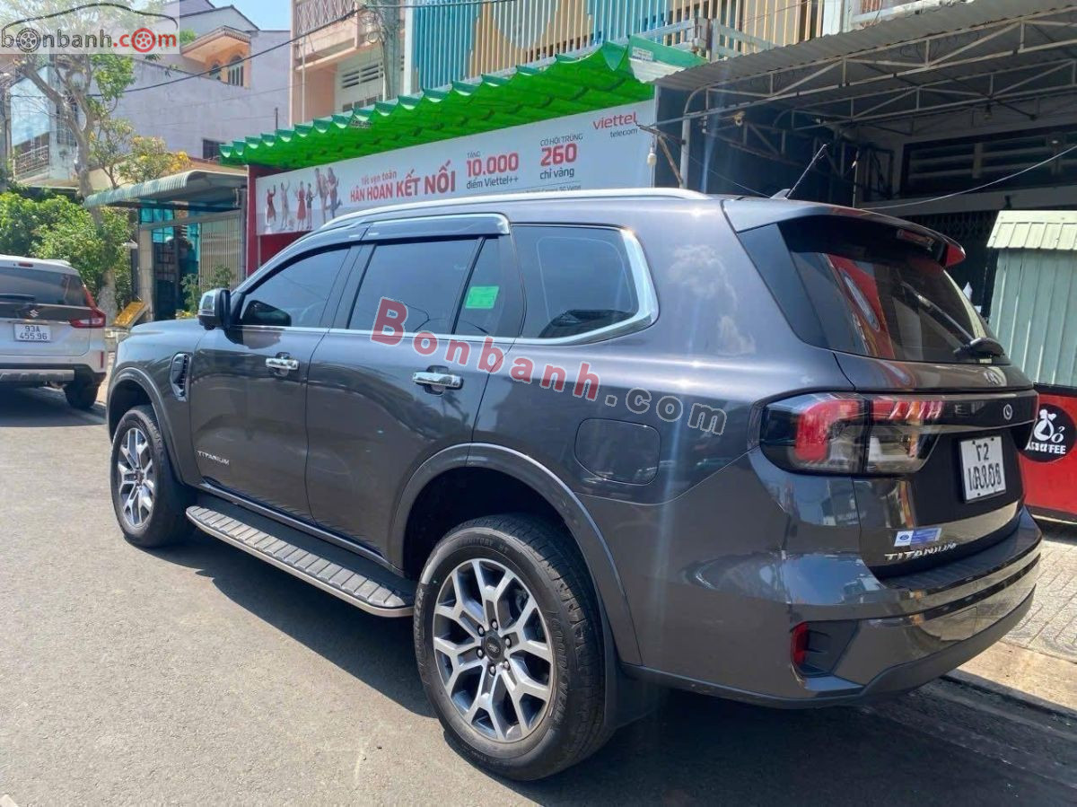 Bán ô tô Ford Everest Titanium 2.0L 4x2 AT - 2024 - xe cũ