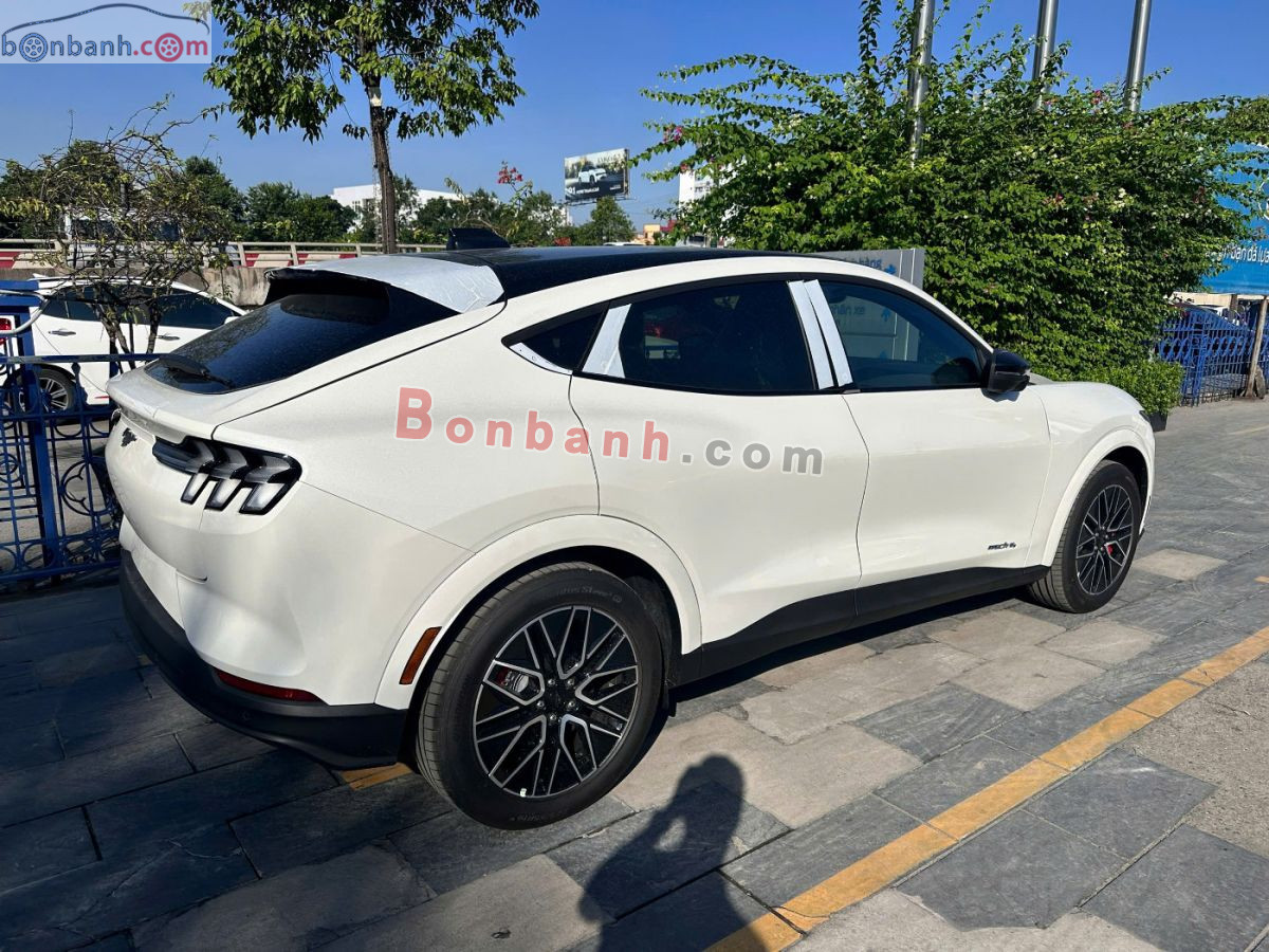 Bán ô tô Ford Mustang Mach-E Premium AWD - 2025 - xe mới