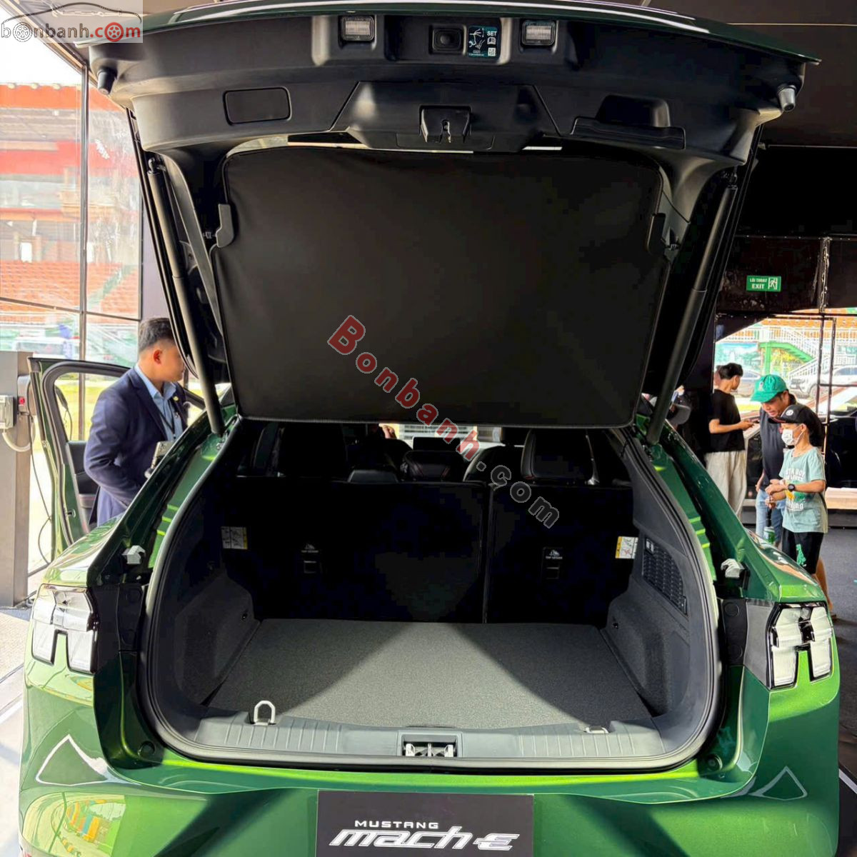 Bán ô tô Ford Mustang Mach-E Premium AWD - 2025 - xe mới