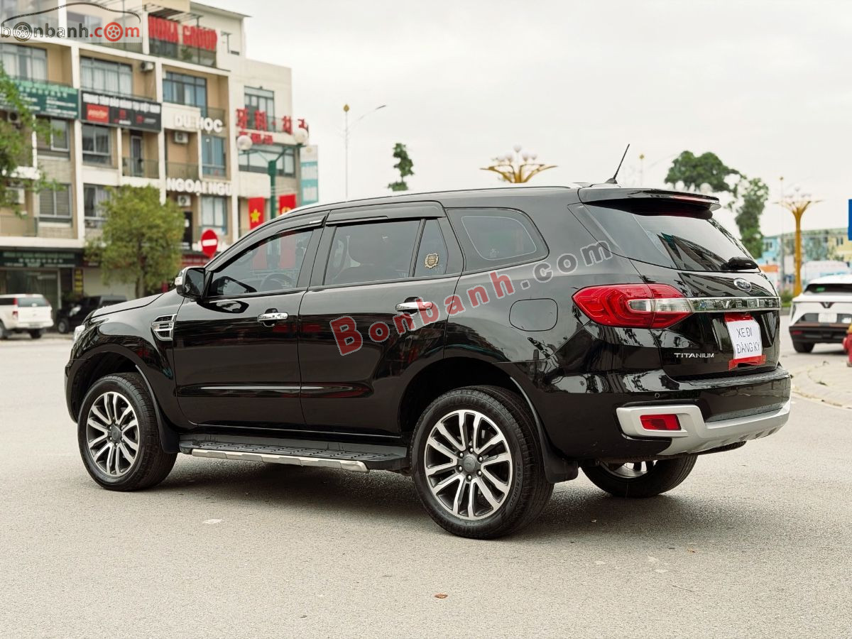 Bán ô tô Ford Everest Titanium 2.0L 4x2 AT - 2018 - xe cũ