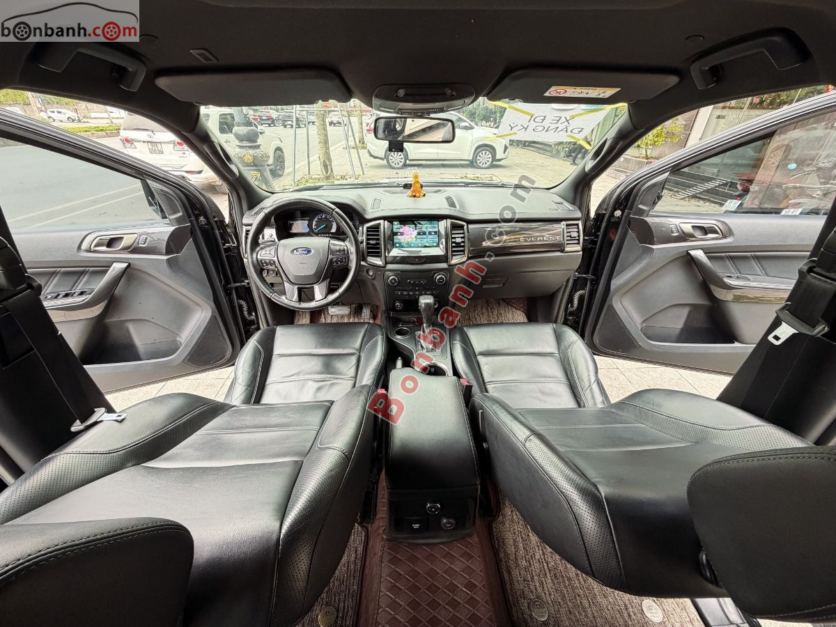 Bán ô tô Ford Everest Titanium 2.0L 4x2 AT - 2018 - xe cũ