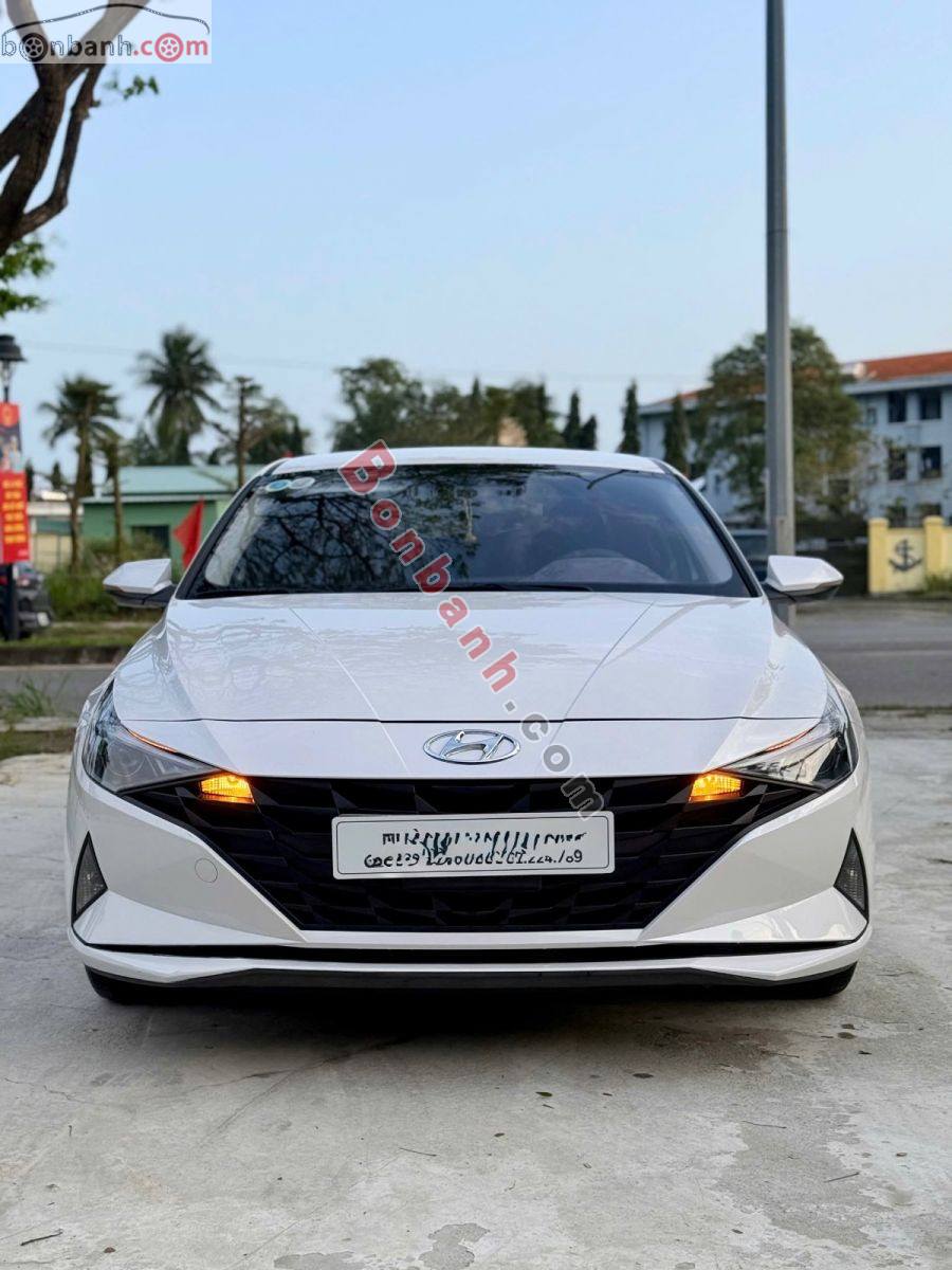 Bán ô tô Hyundai Elantra 1.6 AT Tiêu chuẩn - 2023 - xe cũ