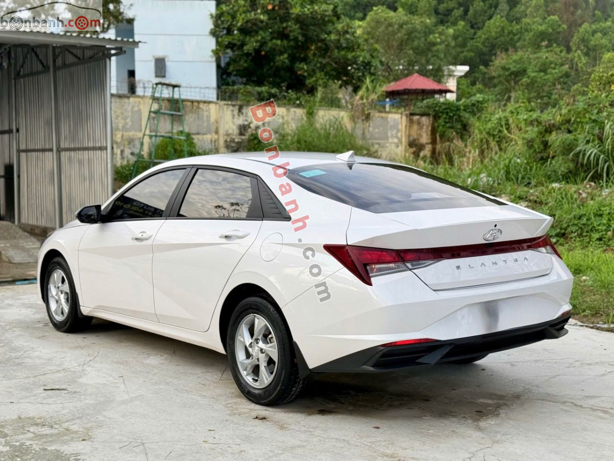 Bán ô tô Hyundai Elantra 1.6 AT Tiêu chuẩn - 2023 - xe cũ