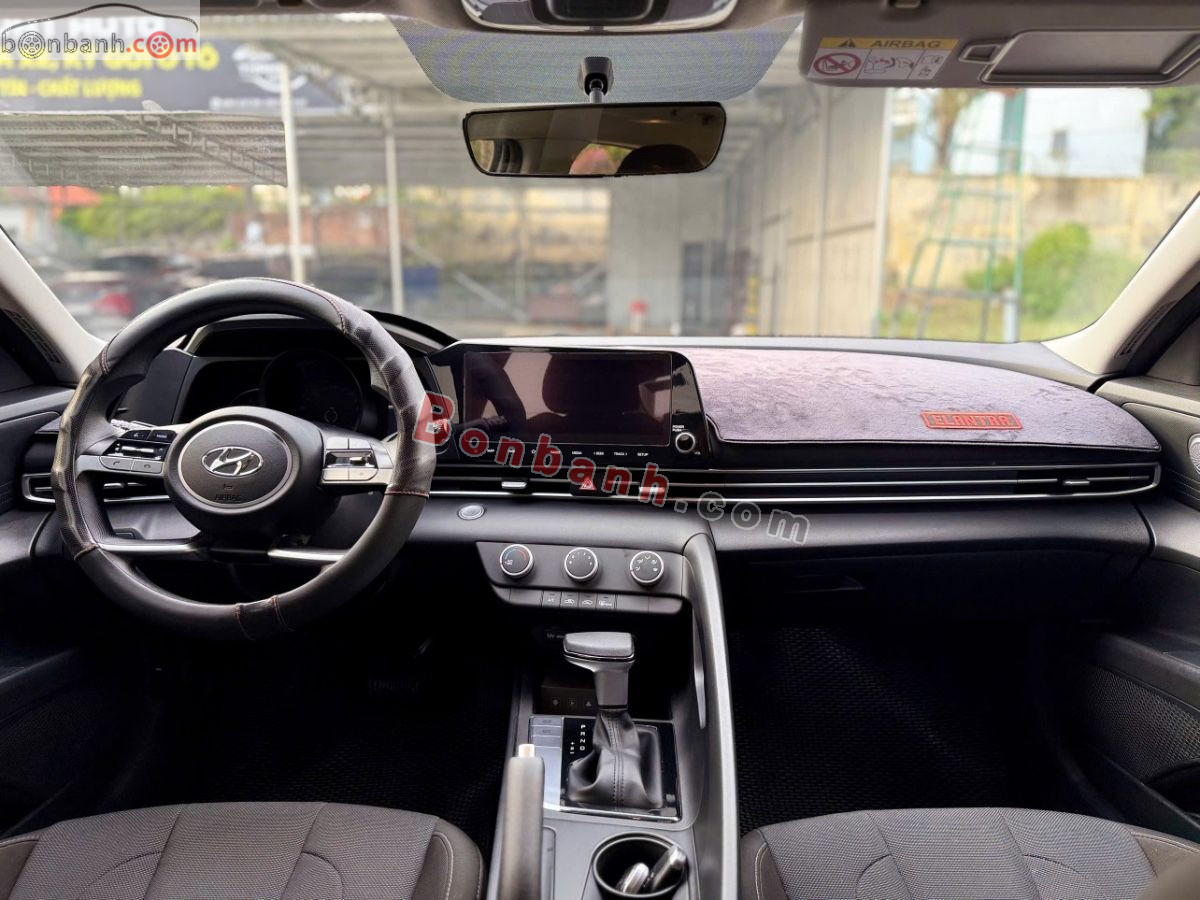 Bán ô tô Hyundai Elantra 1.6 AT Tiêu chuẩn - 2023 - xe cũ