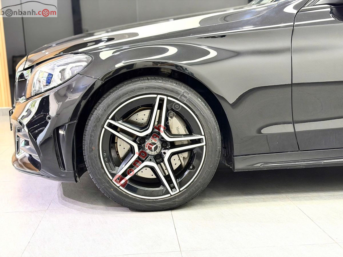 Bán ô tô Mercedes Benz C class C300 AMG - 2019 - xe cũ