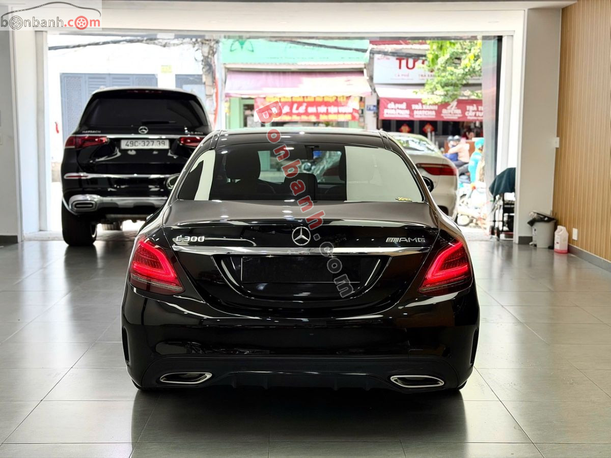 Bán ô tô Mercedes Benz C class C300 AMG - 2019 - xe cũ
