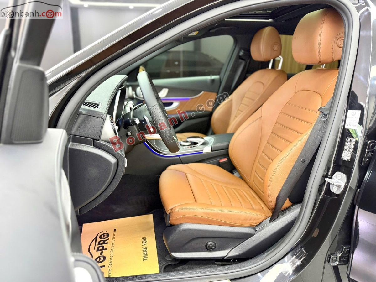 Bán ô tô Mercedes Benz C class C300 AMG - 2019 - xe cũ