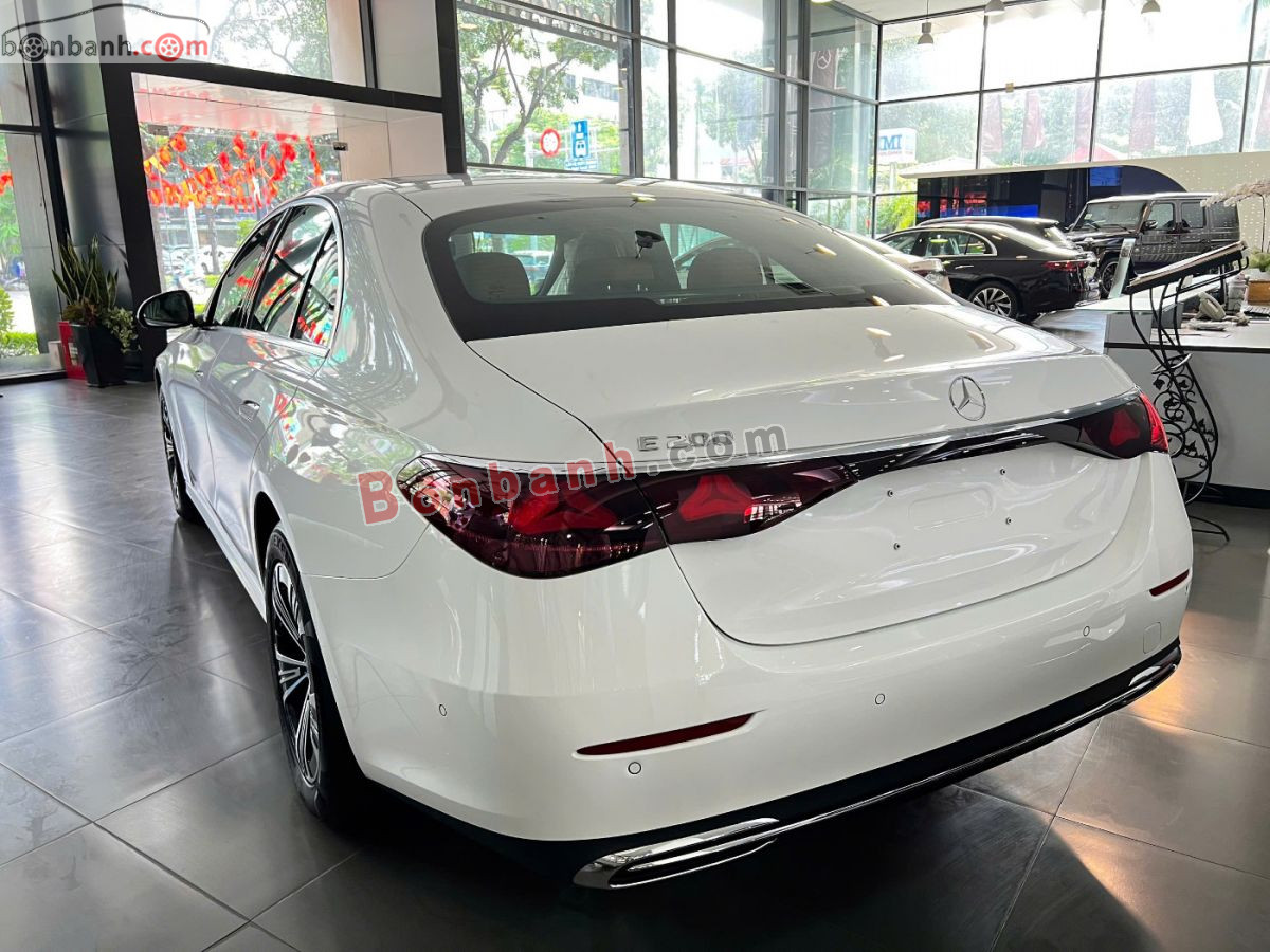 Bán ô tô Mercedes Benz E class E200 Avantgarde - 2026 - xe mới