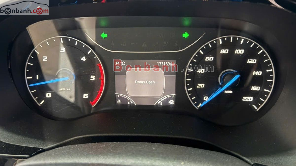 Bán ô tô Ford Transit Tiêu chuẩn - 2023 - xe cũ