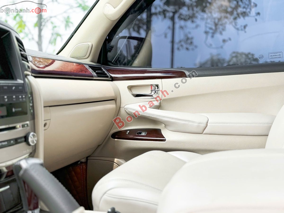 Bán ô tô Lexus LX 570 - 2013 - xe cũ