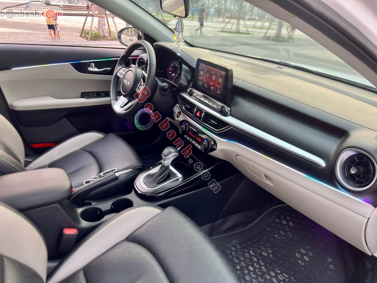 Bán ô tô Kia K3 Luxury 1.6 AT - 2024 - xe cũ