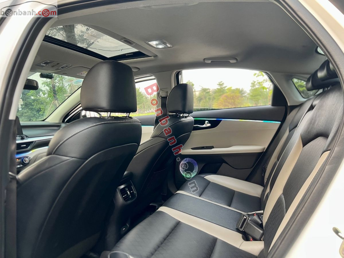 Bán ô tô Kia K3 Luxury 1.6 AT - 2024 - xe cũ