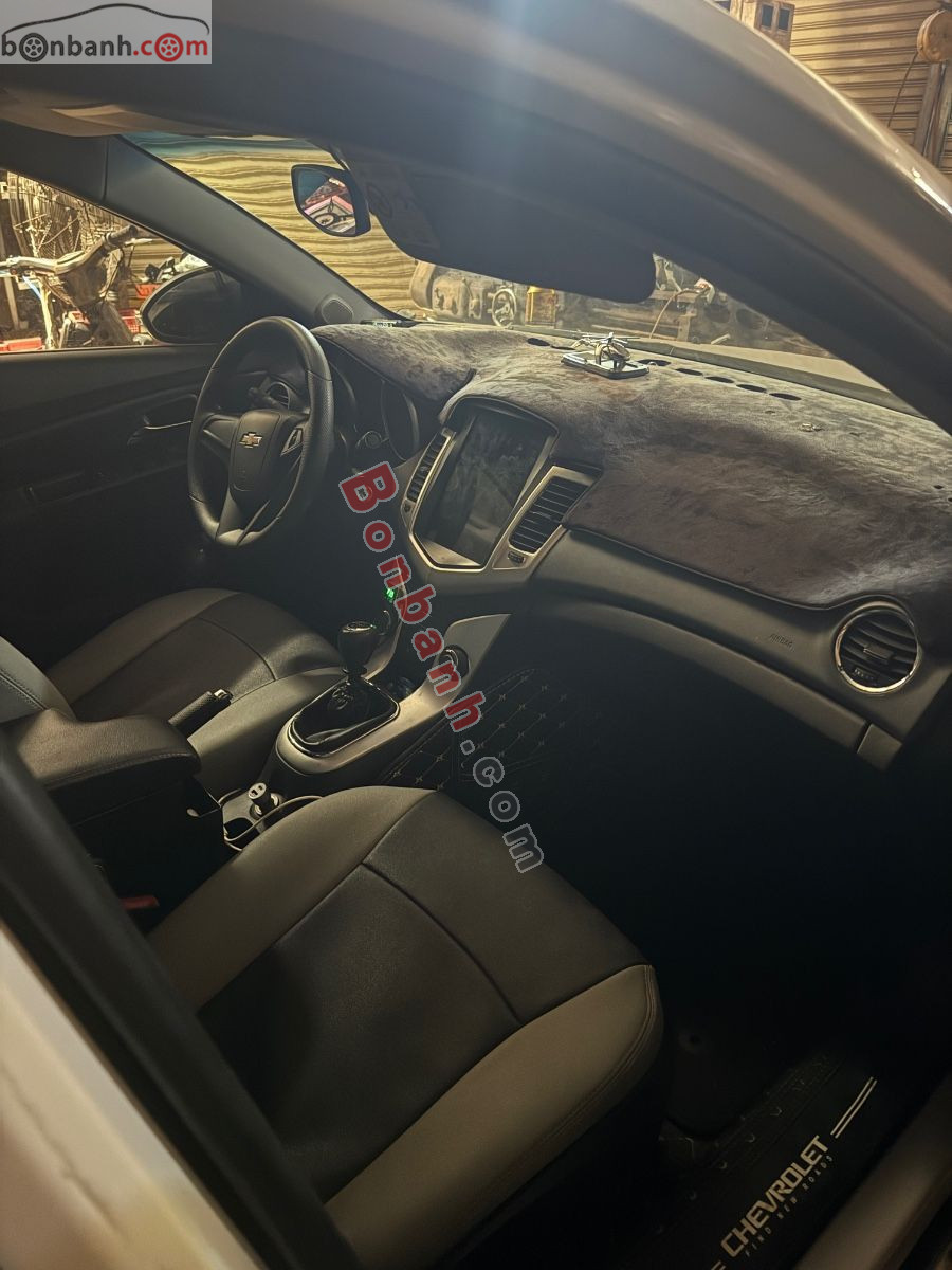 Bán ô tô Chevrolet Cruze LT 1.6 MT - 2016 - xe cũ