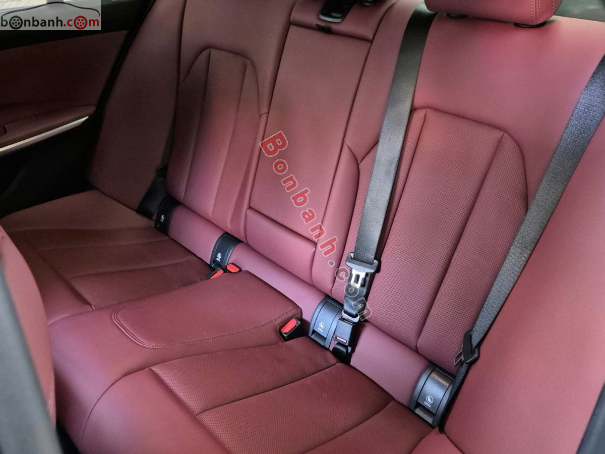 Bán ô tô BMW 3 Series 320i Sport Line - 2025 - xe cũ