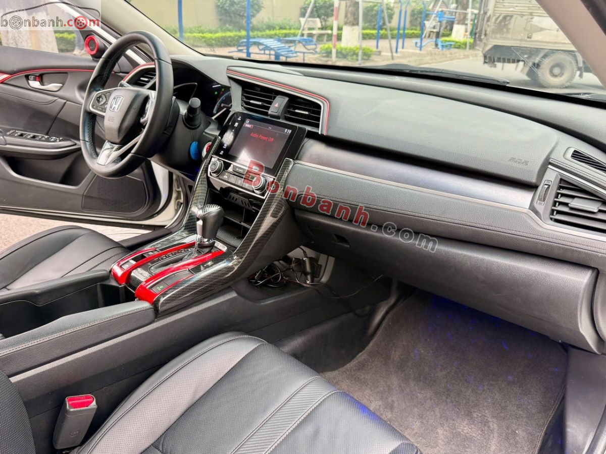 Bán ô tô Honda Civic 1.5L Vtec Turbo - 2018 - xe cũ