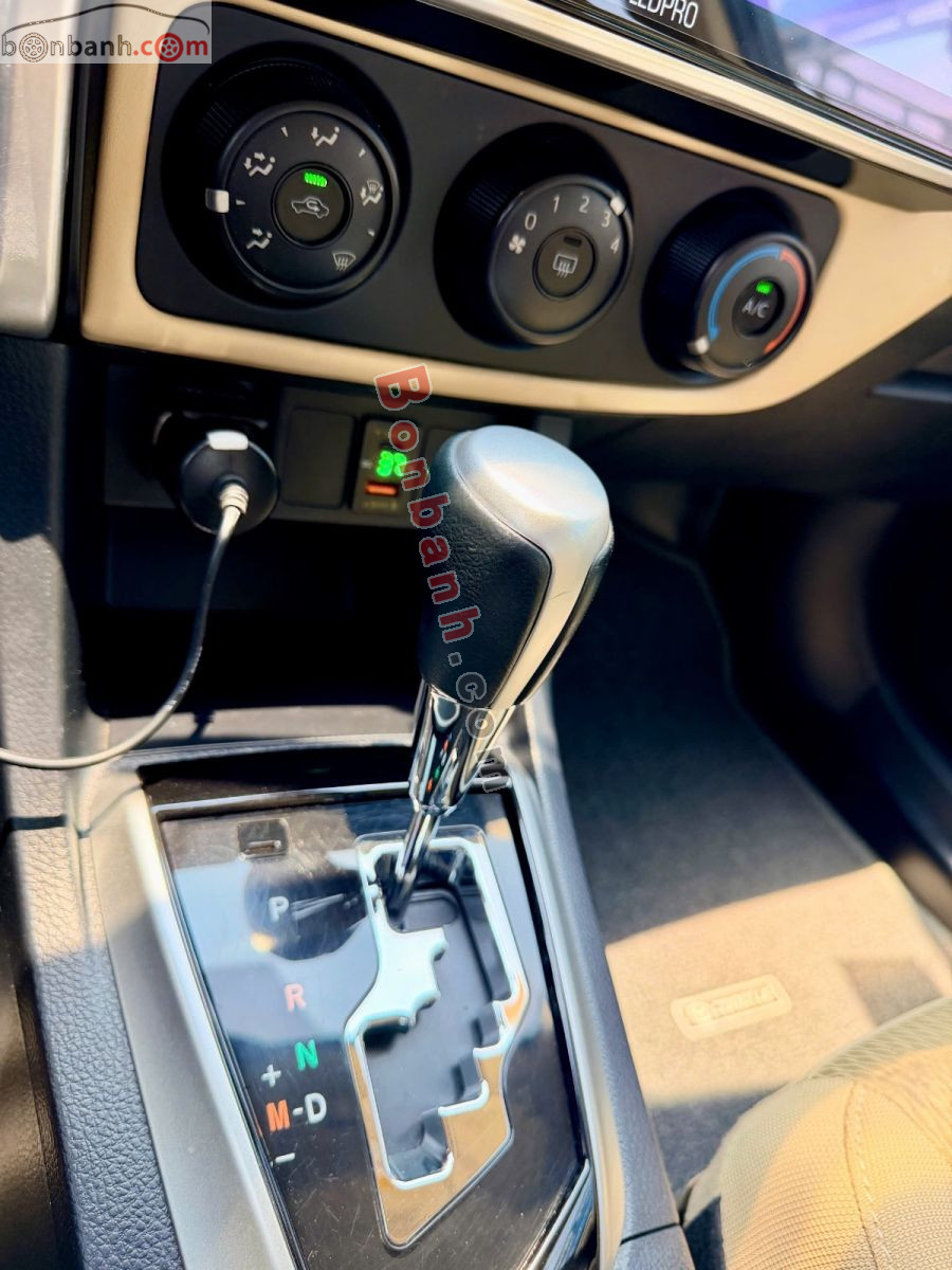 Bán ô tô Toyota Corolla altis 1.8E AT - 2017 - xe cũ