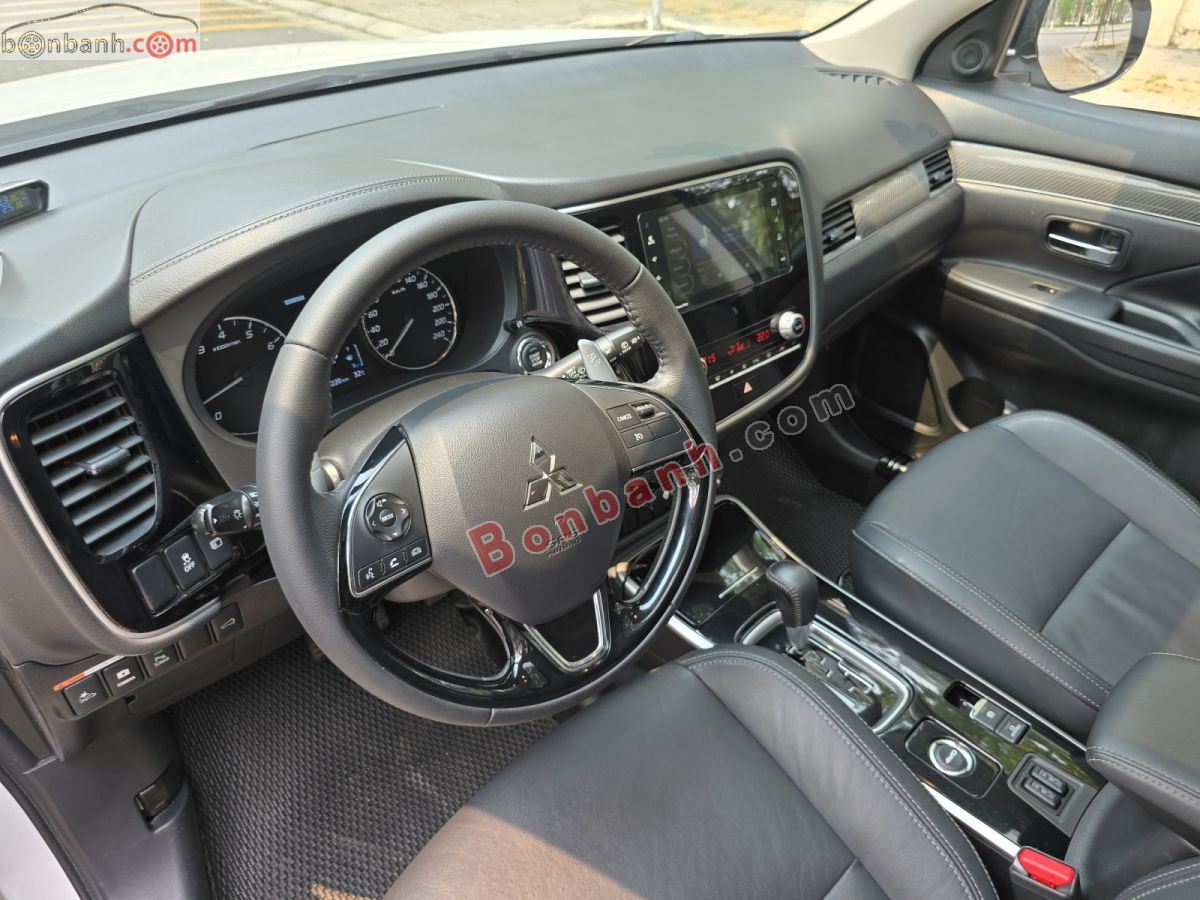 Bán ô tô Mitsubishi Outlander 2.4 CVT Premium - 2020 - xe cũ