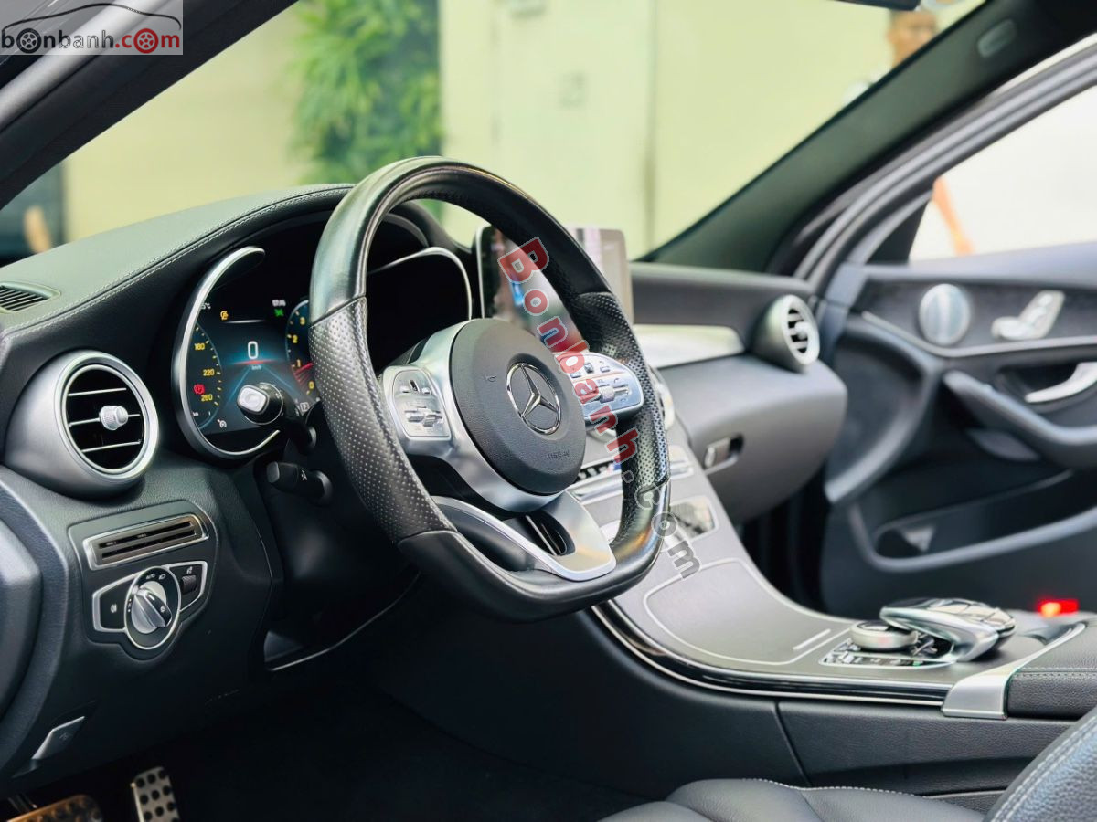 Bán ô tô Mercedes Benz C class C300 AMG - 2021 - xe cũ