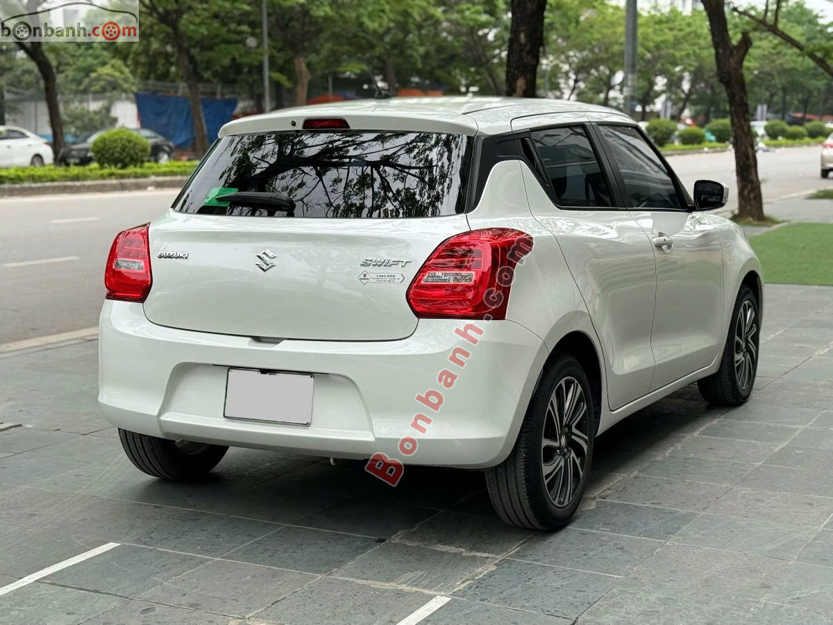 Bán ô tô Suzuki Swift GLX 1.2 AT - 2023 - xe cũ