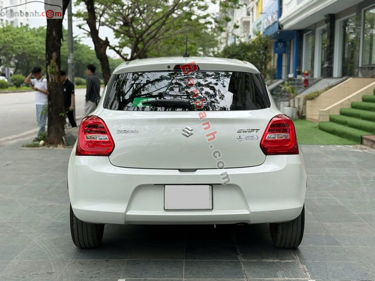 Bán ô tô Suzuki Swift GLX 1.2 AT - 2023 - xe cũ