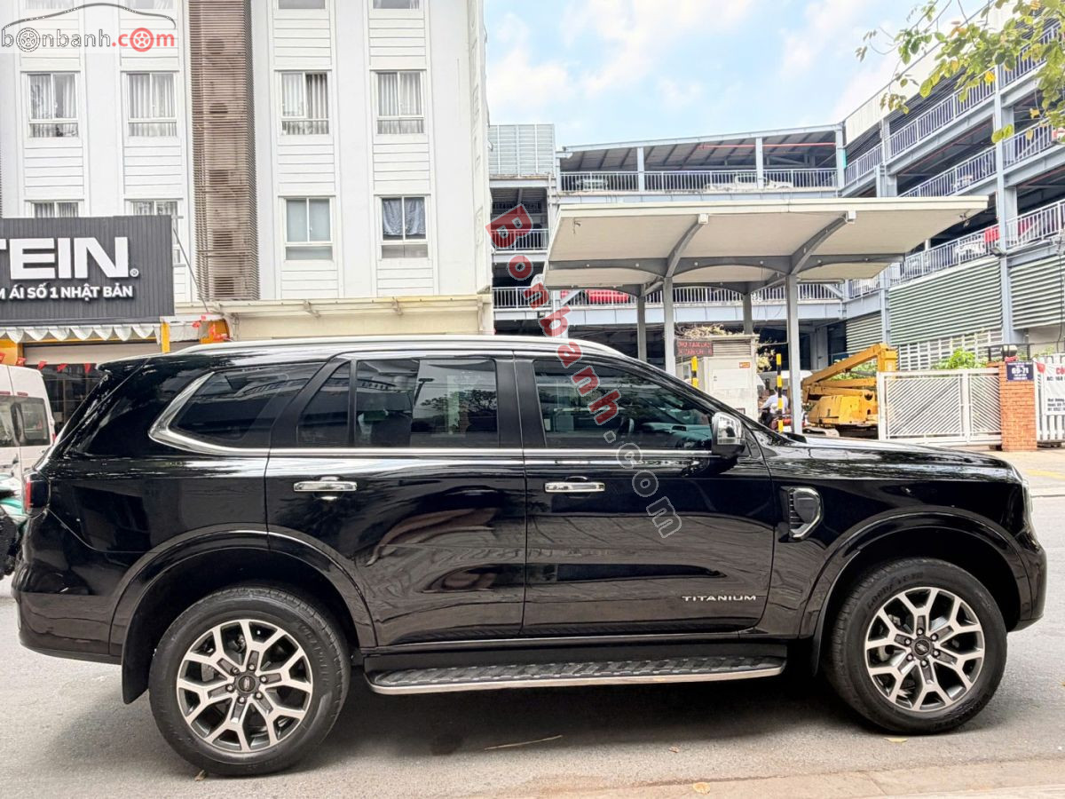 Bán ô tô Ford Everest Titanium Plus 2.0L 4x4 AT - 2024 - xe cũ