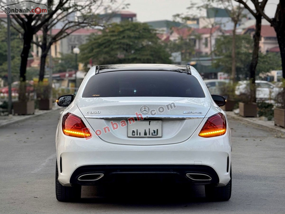 Bán ô tô Mercedes Benz C class C300 AMG - 2020 - xe cũ