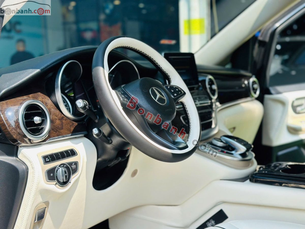 Bán ô tô Mercedes Benz V class V220d CDI - 2015 - xe cũ