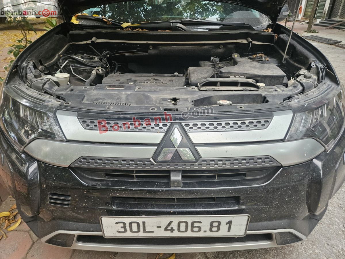 Bán ô tô Mitsubishi Outlander 2.0 CVT Premium - 2020 - xe cũ